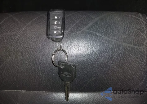 2006 Ford Mustang V6 z USA, uszkodzony, nr VIN 1ZVHT84N365218585